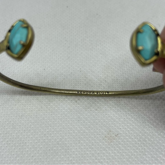 NIB Kendra Scott Gold Turquoise Howlite Cuff Bracelet - Picture 8 of 9